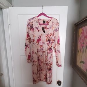 NWT SATIN FLORAL DRESS